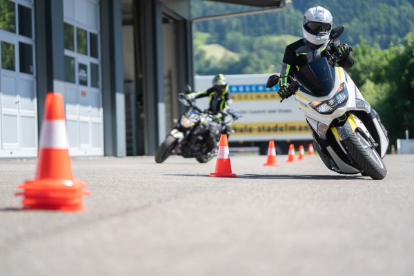 Unsere Schulfahrzeuge Unsere Schulfahrzeuge