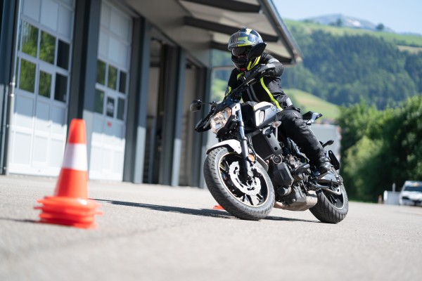 Obligatorische Moto-Grundkurs